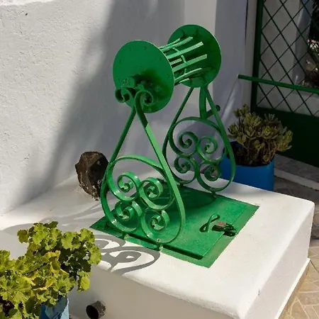 Dom wakacyjny Amoni House- An Authentic Village *