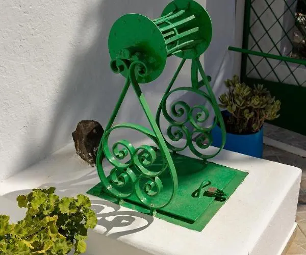 Semesterbostad Amoni House- An Authentic Village *